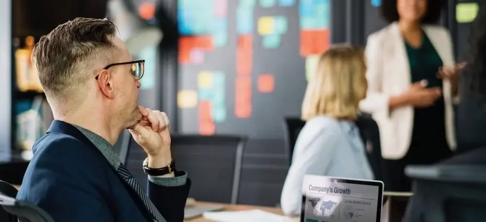 The Biggest Challenges That Keep Leaders Up at Night (and What This Means for Workplaces in 2019)